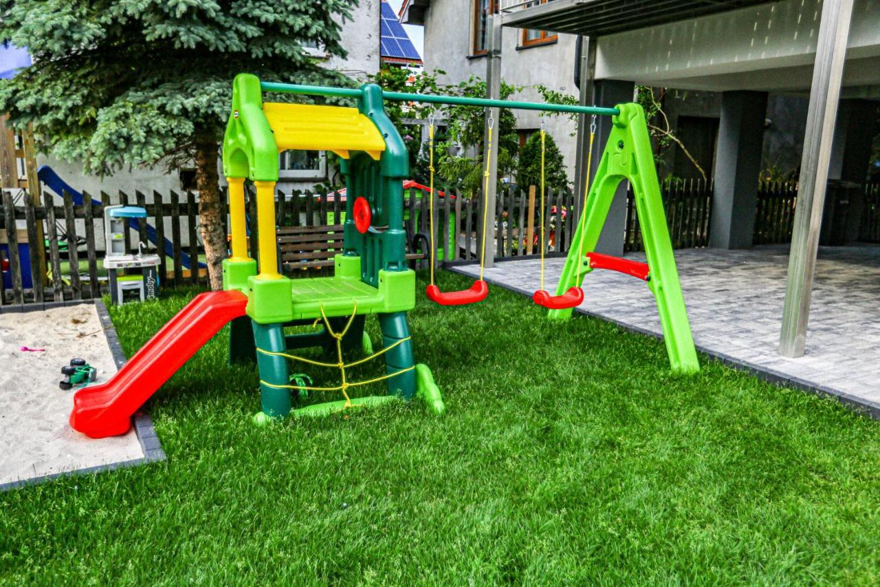 Apart Baltyk Pokoje & Apartamenty Łeba Εξωτερικό φωτογραφία