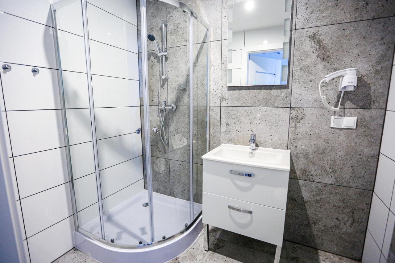 Apart Baltyk Pokoje & Apartamenty Łeba Εξωτερικό φωτογραφία