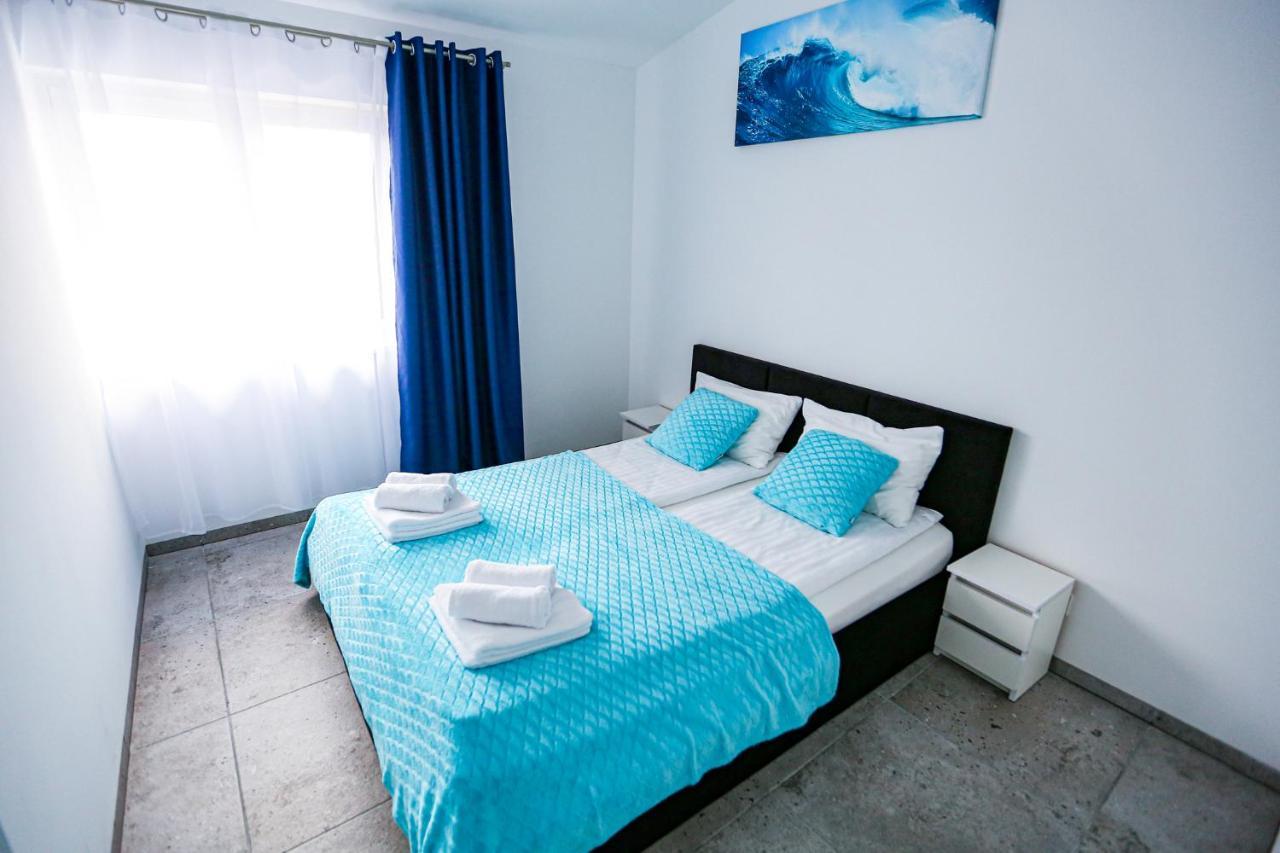 Apart Baltyk Pokoje & Apartamenty Łeba Εξωτερικό φωτογραφία