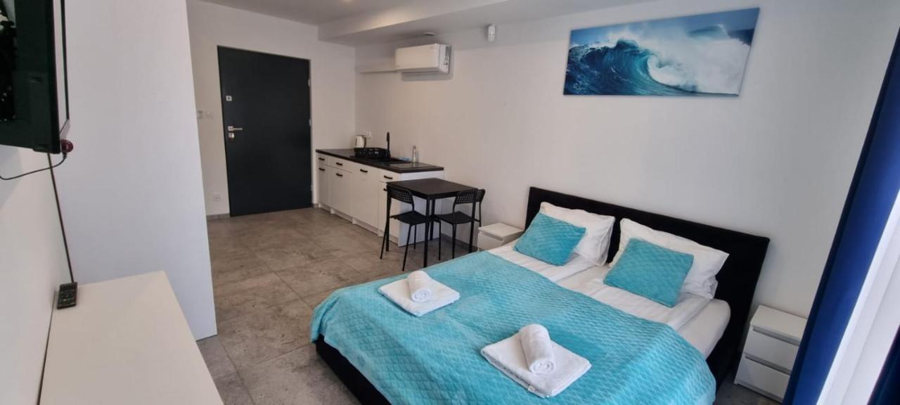 Apart Baltyk Pokoje & Apartamenty Łeba Εξωτερικό φωτογραφία